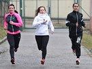 Lenka, Sandra a Pamela se chystaj� na maraton.