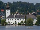 Schloss Ort byl postaven v prbhu 15 století.