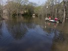 Z beh se vylilo jezero Caddo lake leící v Louisian a Texasu. Obyvatelé...