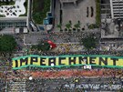 Demonstranti v Sao Paulu volali po impeachmentu prezidentky (13. bezna 2016).
