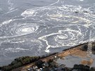 Víry vznikající pi ústupu cunami 11. bezna 2011