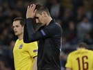 Nmecký útoník Miroslav Klose neme uvit, jak jeho Lazio ím hraje proti...