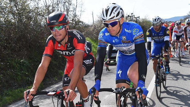 Zdenk tybar v prbhu tvrt etapy Tirrena-Adriatica v debat s Gregem van Avermaetem.