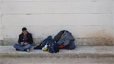 Hotspot Vial na �eckém ostrov� Chios. (7. b�ezna 2016)