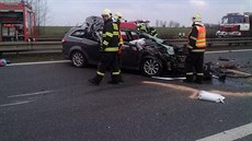 U Rozvadovské spojky na 1 km dálnice D5 dolo k váné nehod osobního auta s...