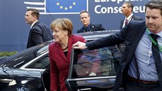 Nmecká kancléka Angela Merkelová pijídí na summit EU v Bruselu, kde se bude...