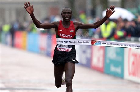 Keský vytrvalec Geoffrey Kipsang Kamworor, mistr svta v plmaratonu.