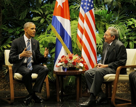 Barack Obama hodil rukavici nejen kubánskému reimu, ale také americkým politickým elitám.