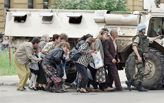 Obléhání Sarajeva za�alo 5. dubna 1992 a trvalo skoro �ty�i roky. Na snímku z...