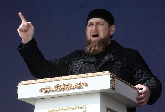 eenský vdce Ramzan Kadyrov na oslavách 13. výroí pijetí nové eenské...