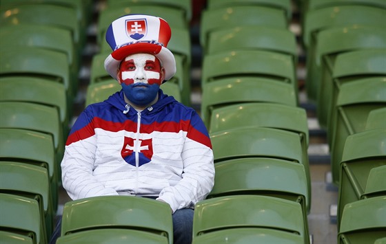Slovenský fanouek ped pípravným fotbalovým zápasem v Irsku