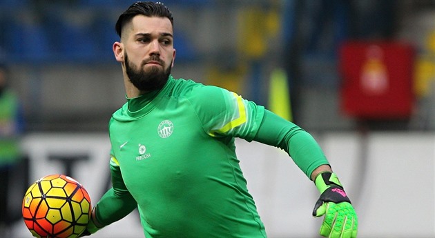 Cinsiyetçi yorumlar yapan futbolculara kadın futbol takımıyla antrenman cezası 44