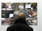 Výstava fotografií dokumentujících zloiny reimu Baára Asada. Jejich autorem...