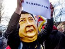 Demonstrace proti pompézní formě státní návštěvy čínského prezidenta Si...