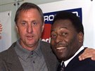 Johan Cruyff (vlevo) a Pelé v roce 1999.