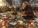 Lidé v Bruselu si pipomínali obti úterních teroristických útok. (23. bezna...