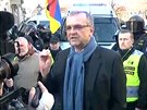 Miroslav Kalousek na demonstraci na Hrad