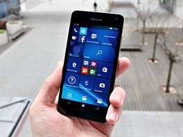 Microsoft Lumia 650 je dle naeho mínní nejhezí lumia, kterou kdy Nokia i...