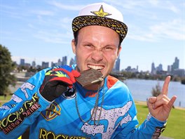 Libor Podmol po vítězství v závodě v Austrálii