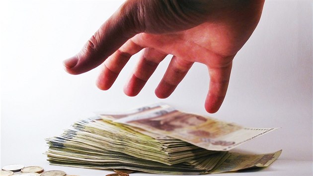 Jak sepsat závěť a kdy zvolit dědickou smlouvu? Co řešit ještě za života, aby nevznikly spory