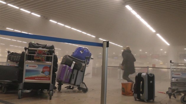 Situace v leti�tn� hale n�kolik okam�ik� po �toku (22. b�ezna 2016)