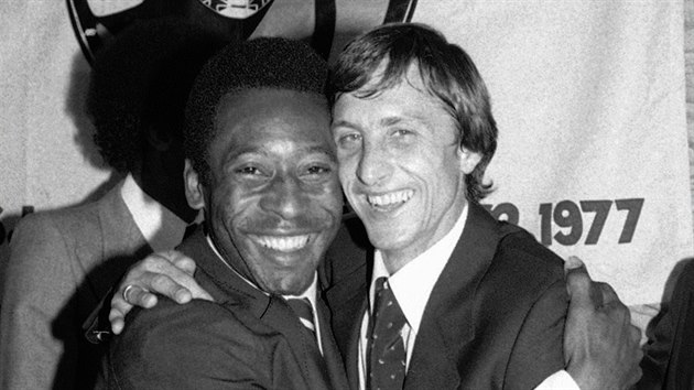 Johan Cruyff (vpravo) a Pel v roce 1978.