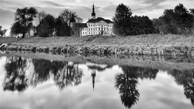 Jeden ze snmk vstavy asy se mn, krsy zstvaj olomouckho fotografa Jakuba Hutyry.