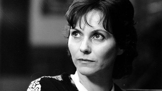 Marta Vančurová ve filmu Jen o rodinných záležitostech (1990)