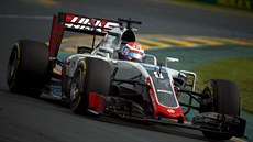 S HAASEM. Romain Grosjean při Velké ceně Austrálie F1.