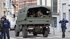 Belgická armáda zajiuje bezpenost po výbuchu v metru v centru Bruselu. (22....