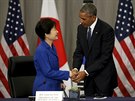Americký prezident Barack Obama s korejskou prezidentkou Pak Kun-hje na...