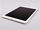 iPad Pro s úhlop�í�kou 9,7 " se ale m��e pochlubit v�t�ím barevným rozsahem...