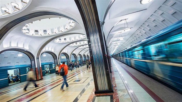 Nejfotografovanj a nejobdivovanj stanic moskevskho metra je Majakovskaja.