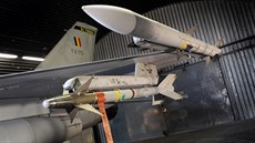 Belgický stroj F-16 na základn Kleine Brogel (21. bezna 2011)