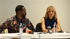 Herci Colman Domingo a Kim Dickensová ze seriálu iví mrtví: Poátek konce