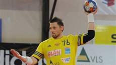 Daniel urda, házenká praské Dukly, v pohárovém duelu s belgickým KV Sasja.