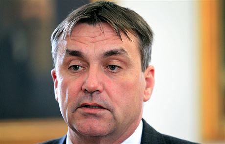 Brnnský primátor Petr Vokál hovoil s novinái o probíhající koaliní krizi.