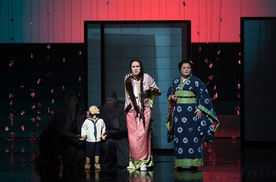 Kristine Opolaisová, Maria Zifchaková a malý hrdina v Madama Butterfly