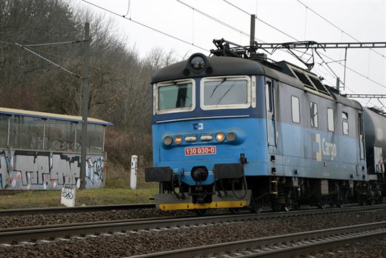 Dal�í z nákladních lokomotiv, která svým v�kem p�esahuje pr�m�rné stá�í hnacích...