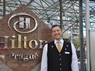 Concierge Radovan Voch v hotelu Hilton Prague.