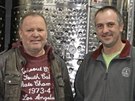 Milo Vostr (vlevo) a sldek Jan Holan rozjdj Horck pivovar.