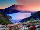 Mount St. Helens (Hora St. Helens) - stratovulkán v Kaskádovém pohoí ve stát...