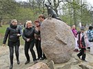 Slavnostn� odhalen� nov� sochy li�ky Bystrou�ky.