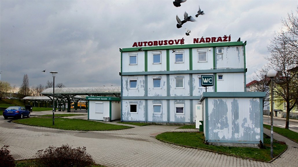 Z autobusového nádraží zmizí buňky, cestující najdou komfort v Uranu