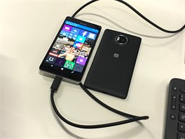 Takté Lumia 950 XL má USB-C konektor ve specifikaci USB 3.1. I kvli podpoe...