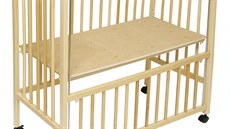 P�ídavné postýlky mohou být vybaveny kole�ky a �tvrtou st�nou, tak�e je...