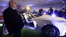 Britský výrobce luxusních aut Rolls-Royce otevel 7. dubna v praské Paíské...
