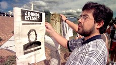 Píbuzní lidí zmizelých za Pinochetovy diktatury v letech 1973-1990 demonstrují...