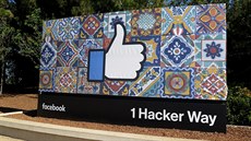 Vítejte ve Facebooku, ulice 1 Hacker Way