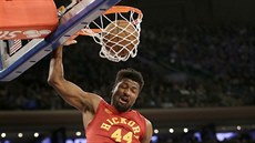 Solomon Hill z Indiany zasmeoval v duelu s New Yorkem.